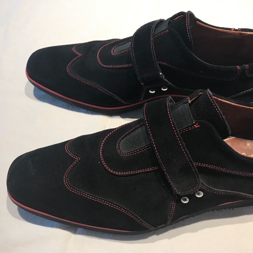 Donald J. Pliner Italian suede shoes, size 12